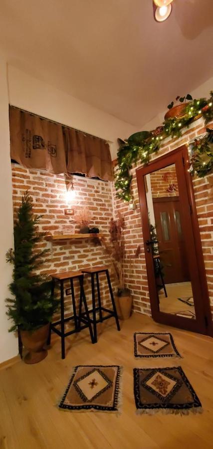 Relax Inn 科尔察 外观 照片