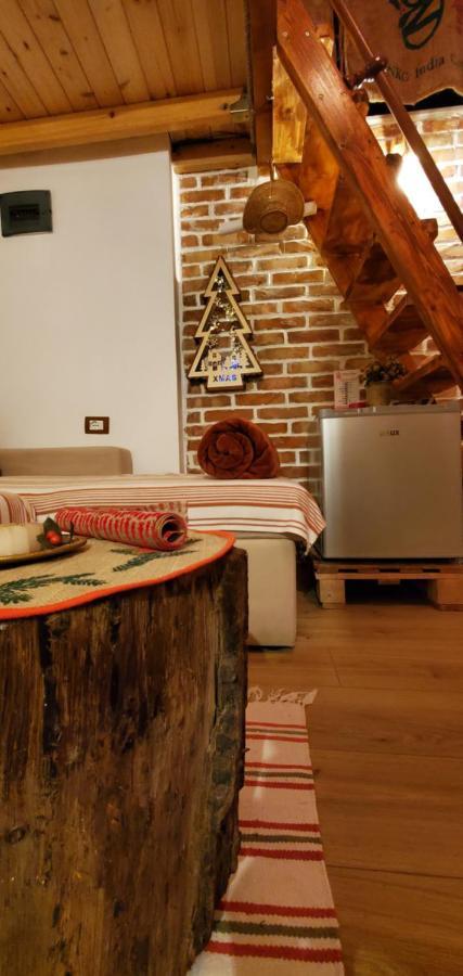 Relax Inn 科尔察 外观 照片